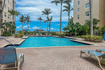 1805 N Flagler Drive #206 1
