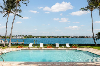 690 Island Drive 1