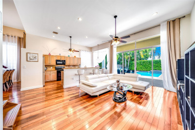 1241 S 13th Ave 1