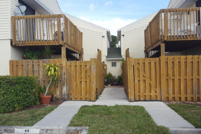 639 Executive Center Drive #O-102 1