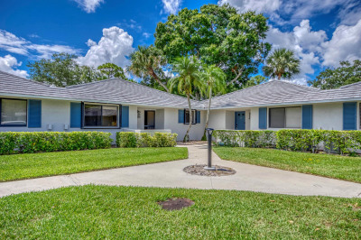713 Club Drive 1