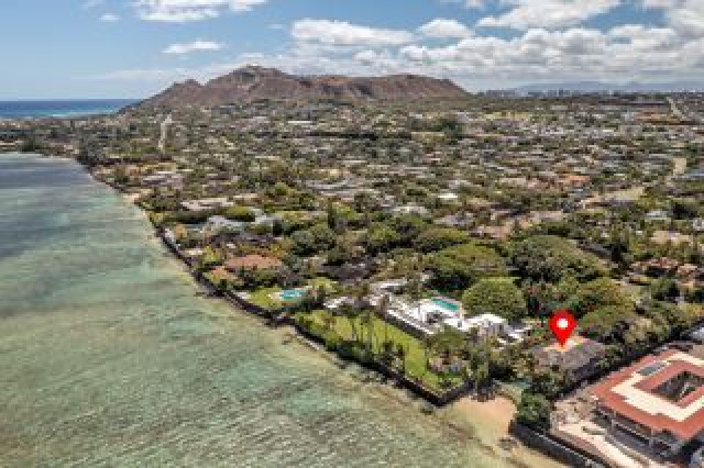 Kahala Avenue Beachfront Estate