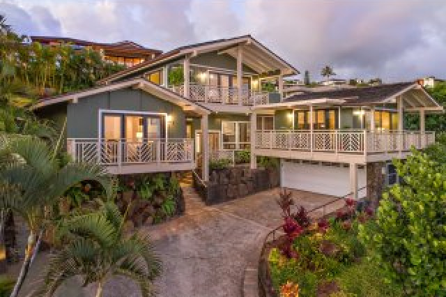 Gorgeous Ocean View Waialae Iki Home