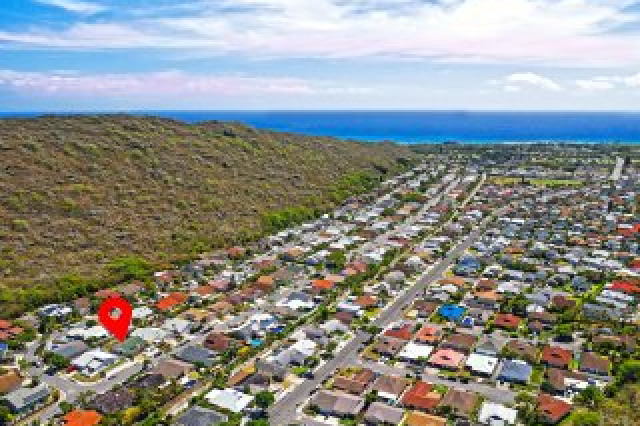Spacious 4-Bedroom Kalama Valley Home - Near Beach, Shopping & More