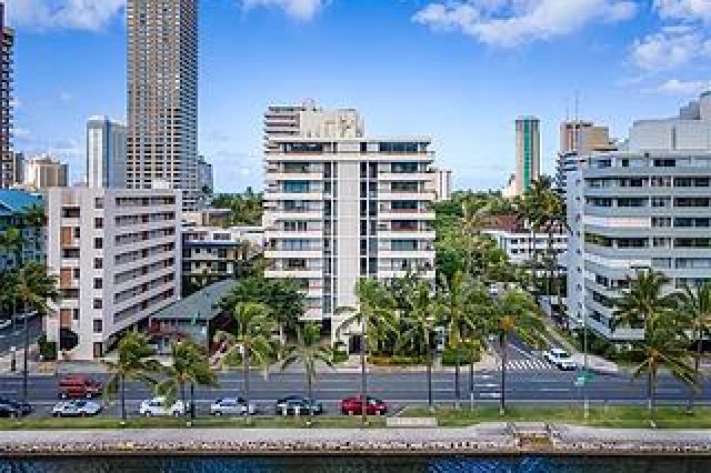 Ala Wai Mansion Condo