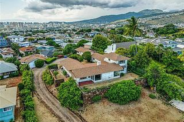 Kaimuki Land