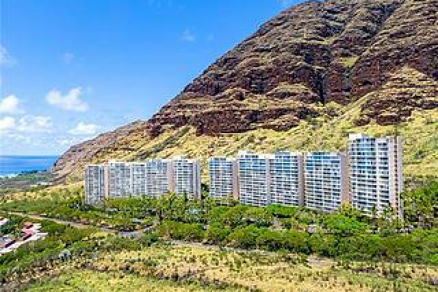 Makaha Valley Towers Condo