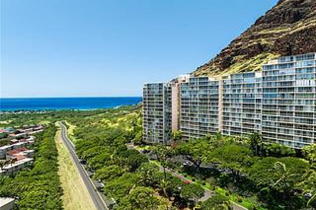 Makaha Valley Towers Condo