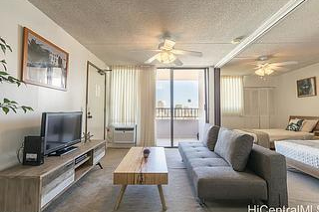 Royal Kuhio Condo