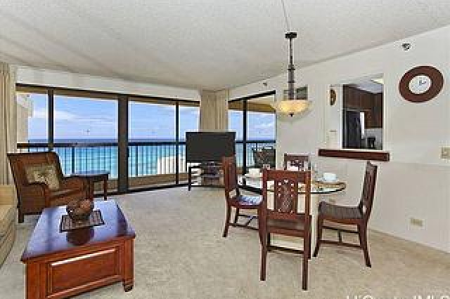 Waikiki Beach Tower Condo