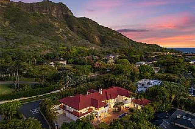 Diamond Head Home