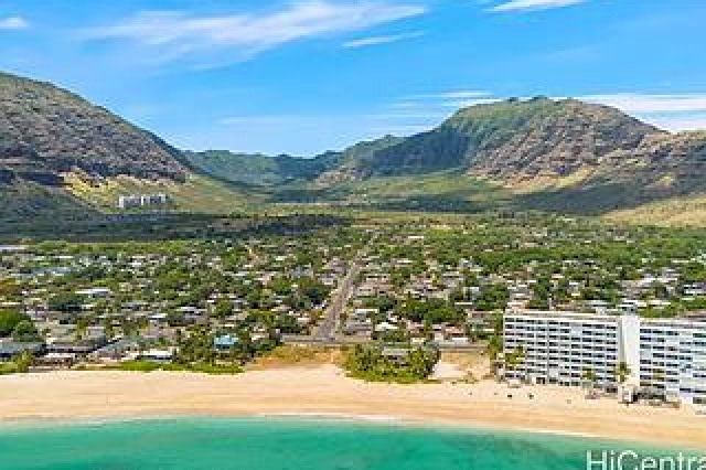 Makaha Beach Cabanas Condo