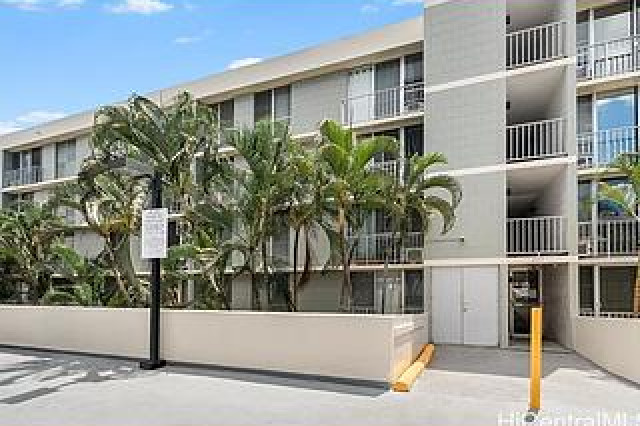 Waialae Pl Condo