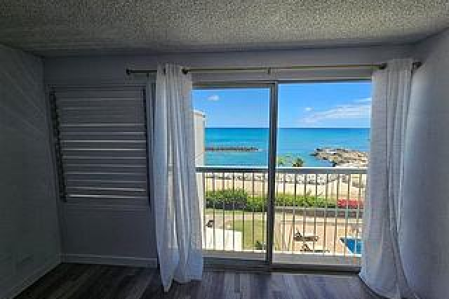 Makaha Surfside Condo