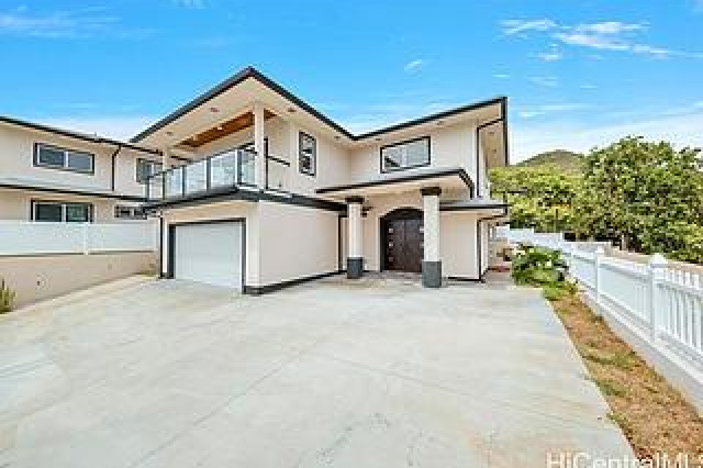 Niu Valley Home