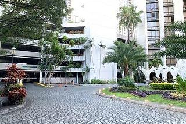 Liliuokalani Gardens Condo