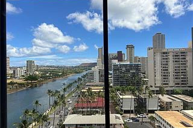 Hawaiian Monarch Condo