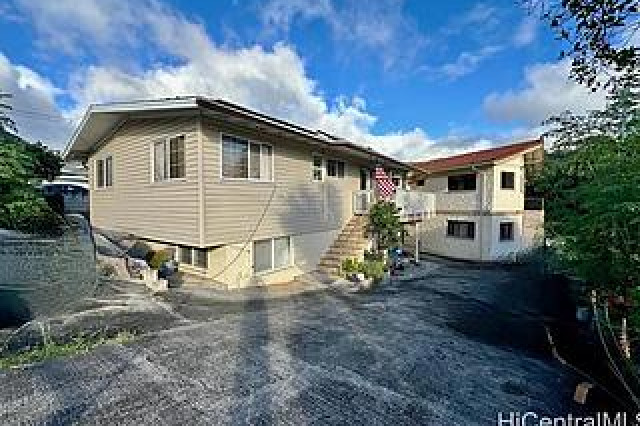 Kalihi-upper Home