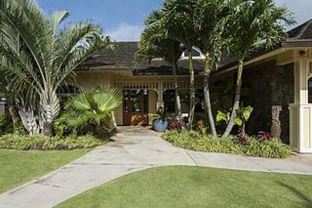 Portlock Home