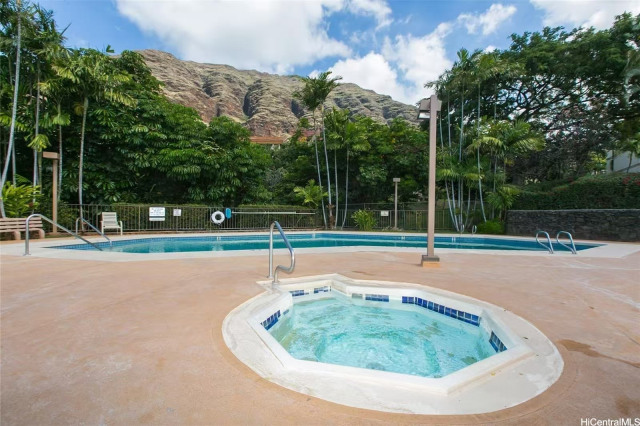 Makaha Valley Pltn Condominium