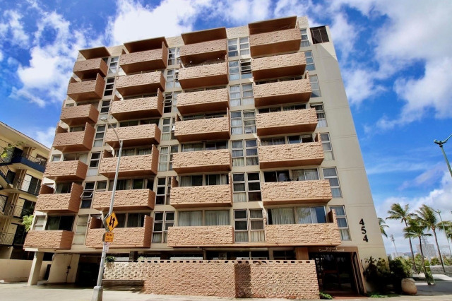 Regency Ala Wai Condominium