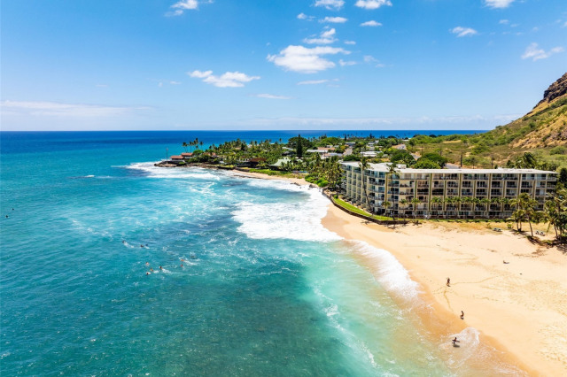 Makaha Shores Condominium