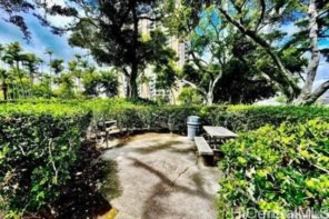 Queen Emma Gardens Condominium