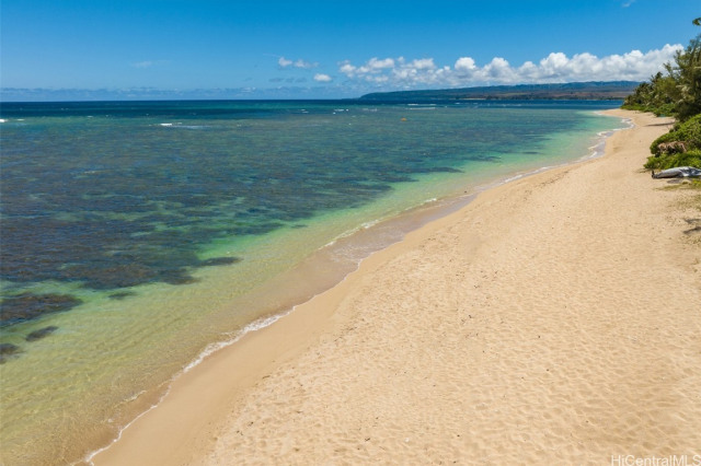 Mokuleia Home Residence