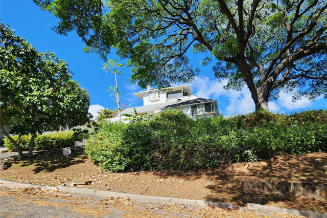 Honolulu Home Residence