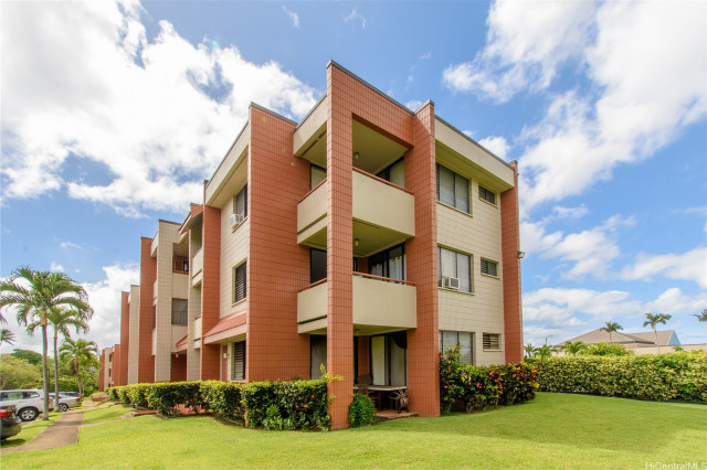 Acacia Park Condominium