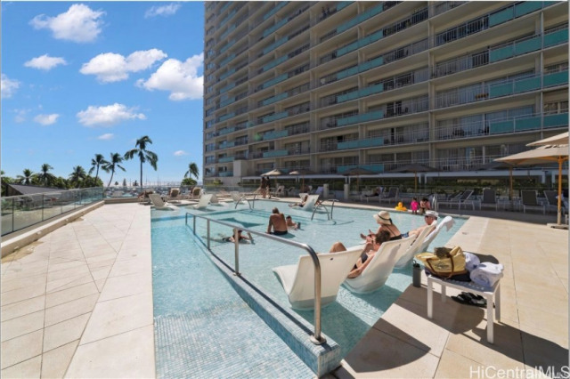 Ilikai Apt Bldg Condominium