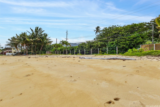 Hauula Land