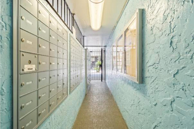 La Casa Condominium