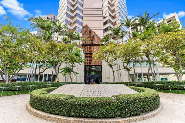 Alakea Corporate Tower Residential Lease