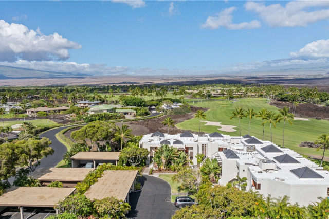 Mauna Lani Point Condominium