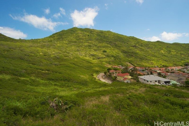 Kalama Valley Land