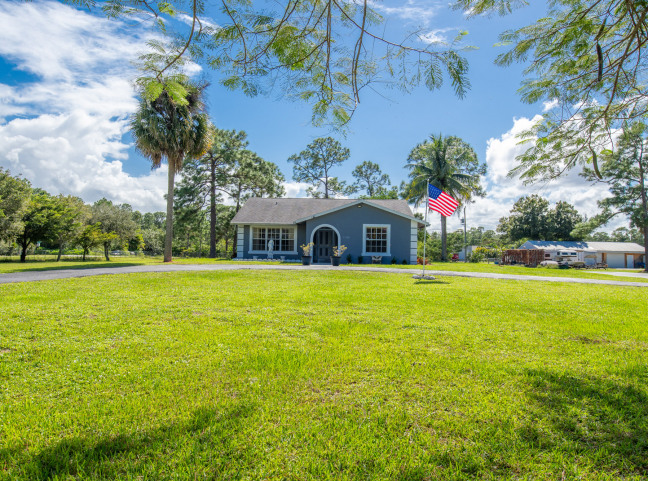 Just Listed | 17538 50th Street N