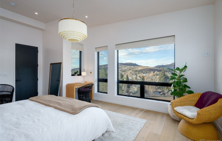 553 2nd Street Photo
