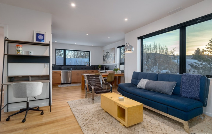 553 2nd Street Photo