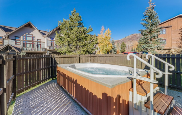 1700 Alpine Vista Court Photo