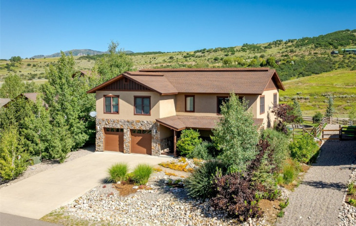 27373 Winchester Court Photo