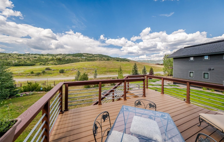 27373 Winchester Court Photo