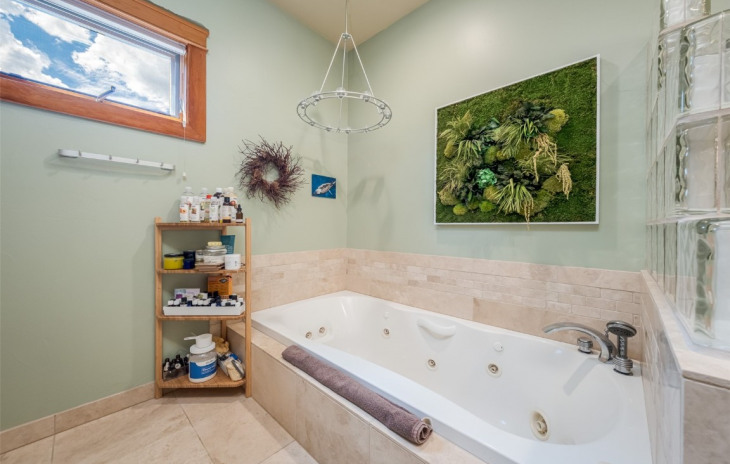 27373 Winchester Court Photo