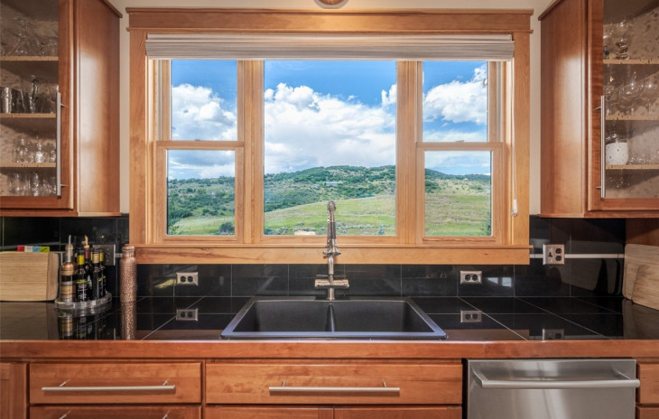 27373 Winchester Court Photo