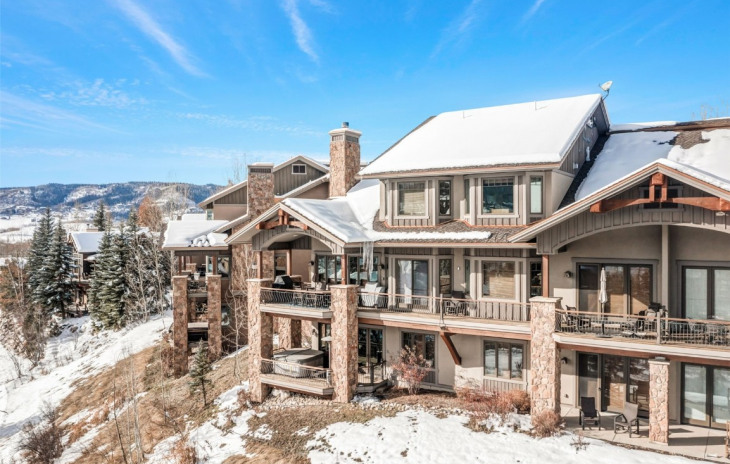 1515 Eagle Glen Drive Photo