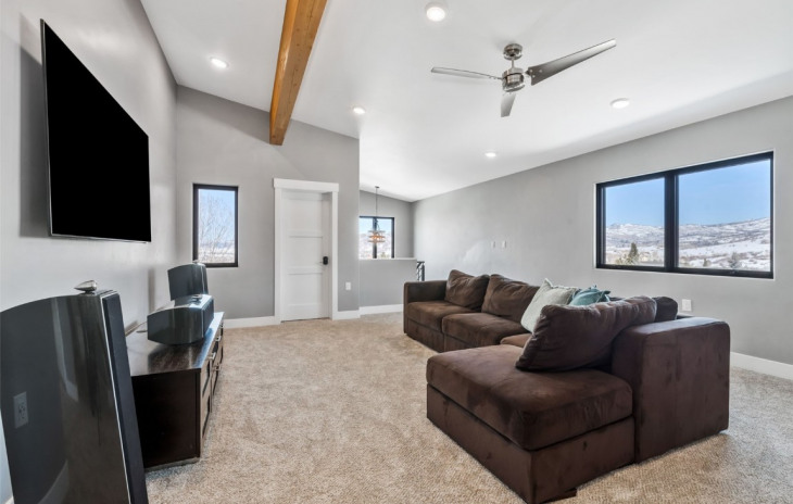 281 Locust Court Photo