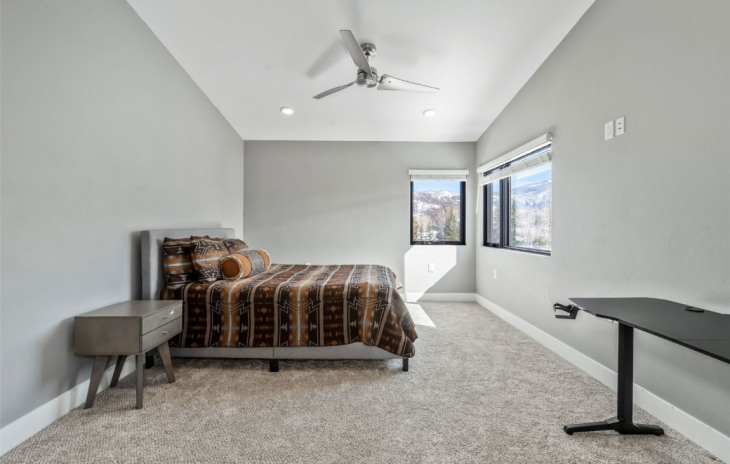 281 Locust Court Photo