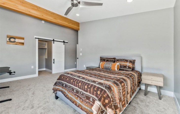281 Locust Court Photo