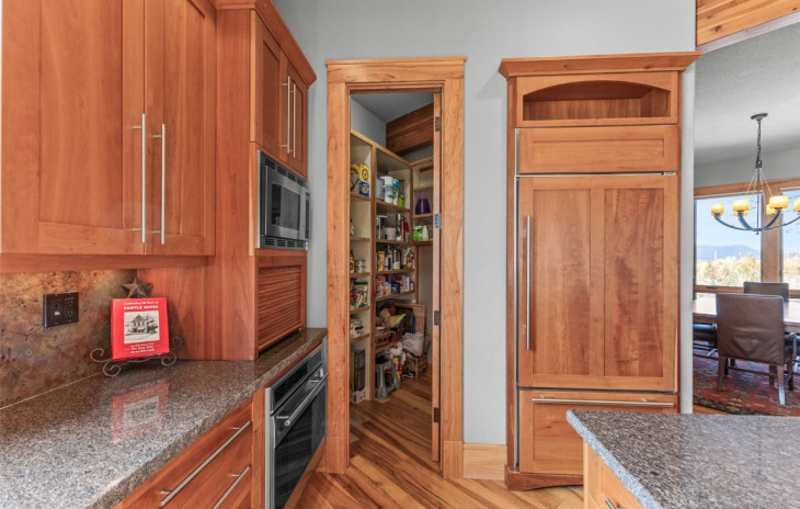 1144 Redwoods Drive Photo