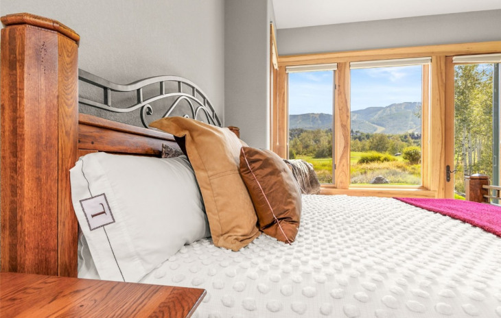 1144 Redwoods Drive Photo